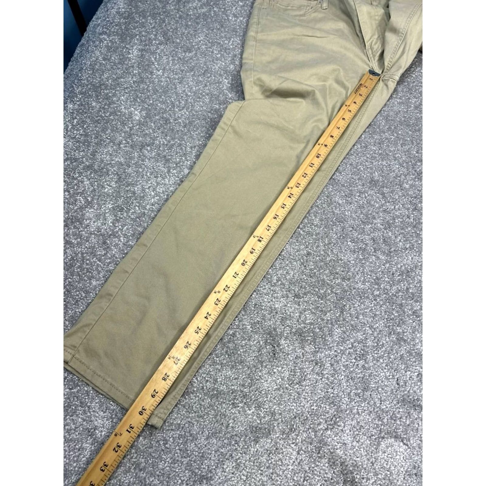 Levi's Levi's 541 Pants Men 36 Beige Cotton Polyester Elastane Athletic Tapered Leg Chino Streetwear Size US 36 / EU 52 - 4 Thumbnail