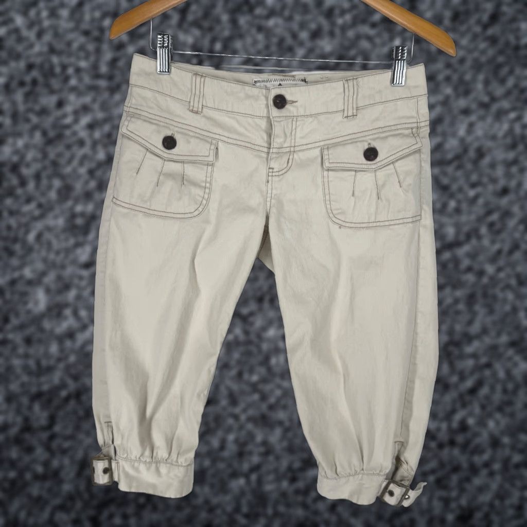 VINTAGE Indie Cargo Capri Pants Low Rise Buckle Womens 3 Y2K Granola Festival