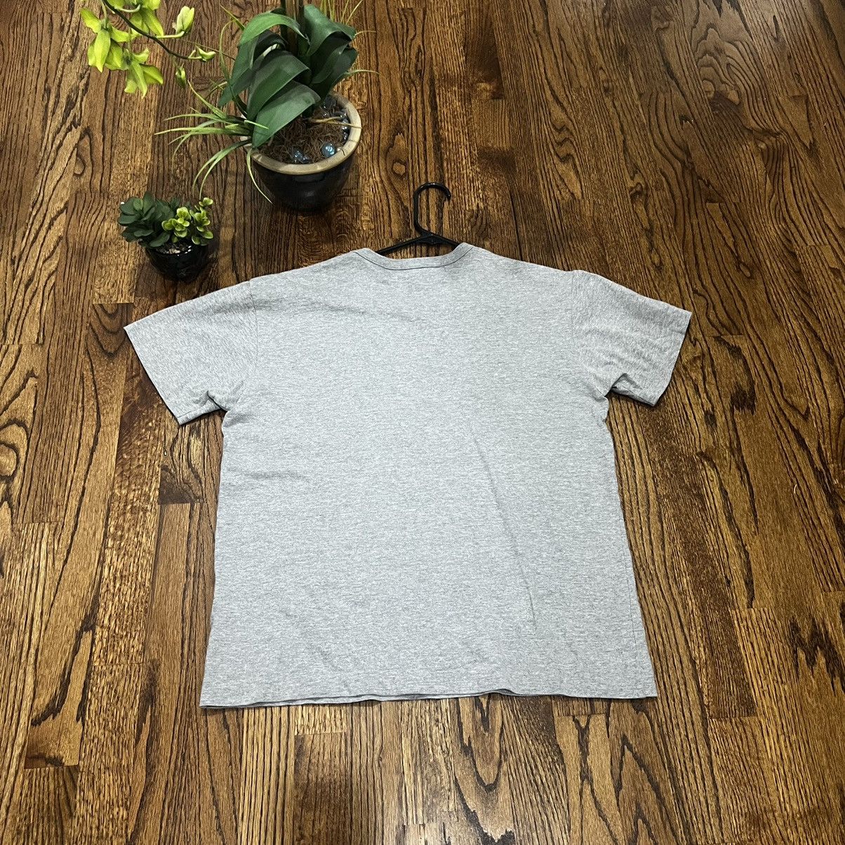 Comme des Garcons COMME DES GARÇONS PLAY YELLOW TEE Size L / US 10 / IT 46 - 3 Thumbnail