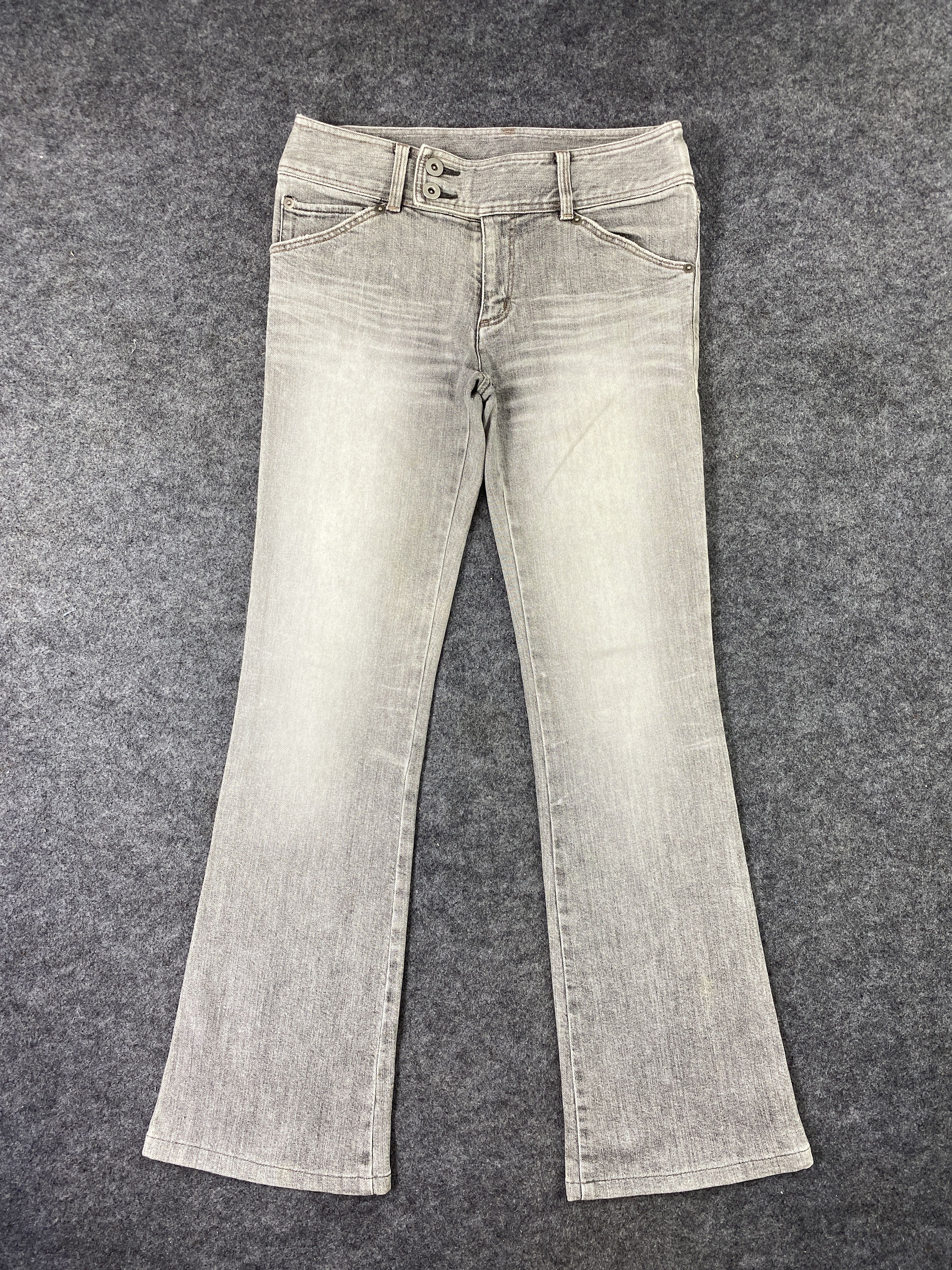 Japanese Brand Japanese Brand Indivi Bootcut Faded Grey Jeans - J1047 Size 28" / US 6 / IT 42 - 1 Thumbnail
