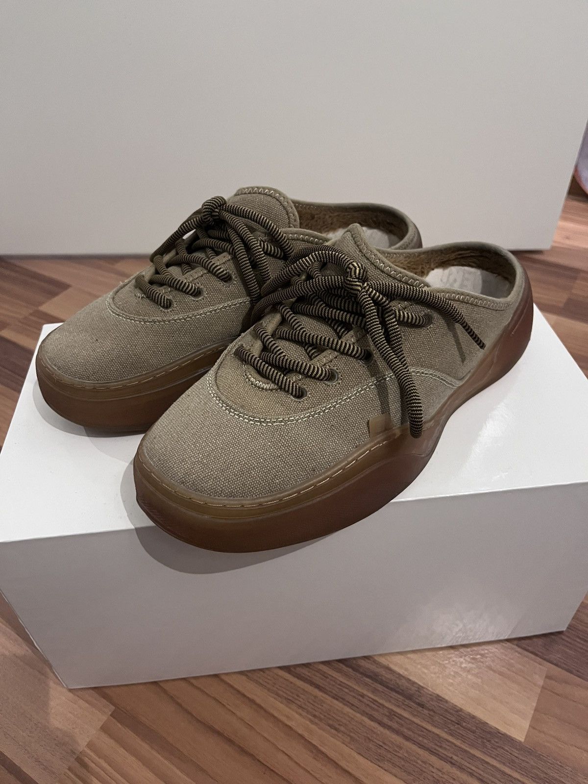 ERL Erl Camino Mule Mud Size US 8 / EU 41 - 1 Thumbnail