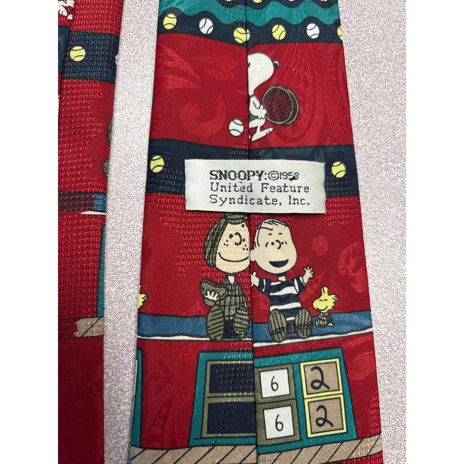 Other Snoopy and the Gang Red Tennis Tie Size ONE SIZE - 5 Thumbnail