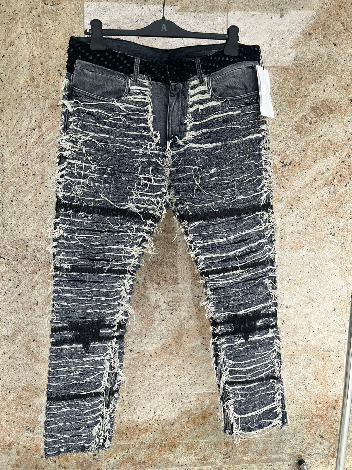 Alyx 6 Pocket Blackmeans Distressed & Frayed Denim in Black Size US 36 / EU 52 - 2 Thumbnail