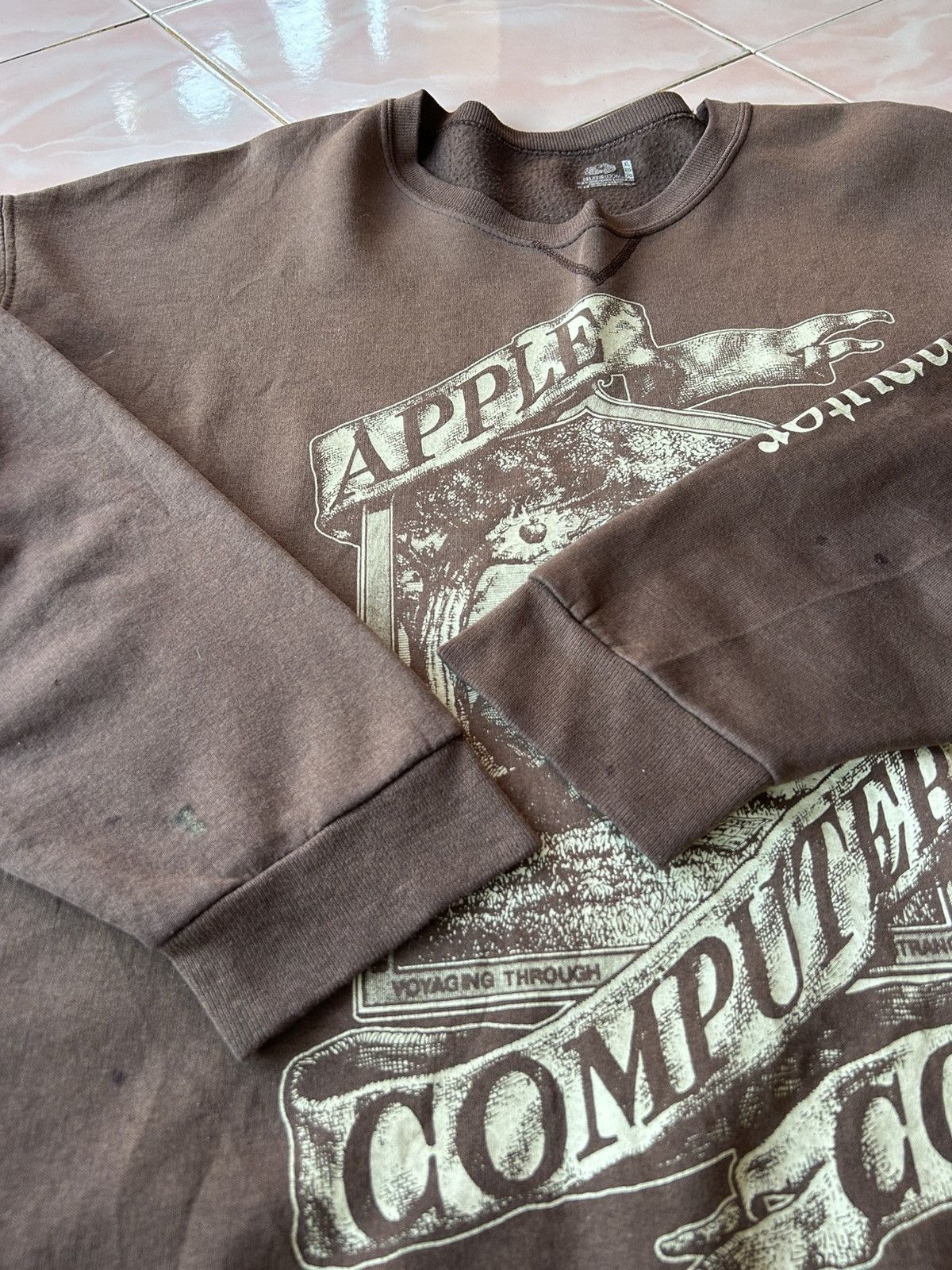 Apple FOTL Apple Computer Co Sunfaded Brown Sweatshirt Size US XL / EU 56 / 4 - 8 Thumbnail