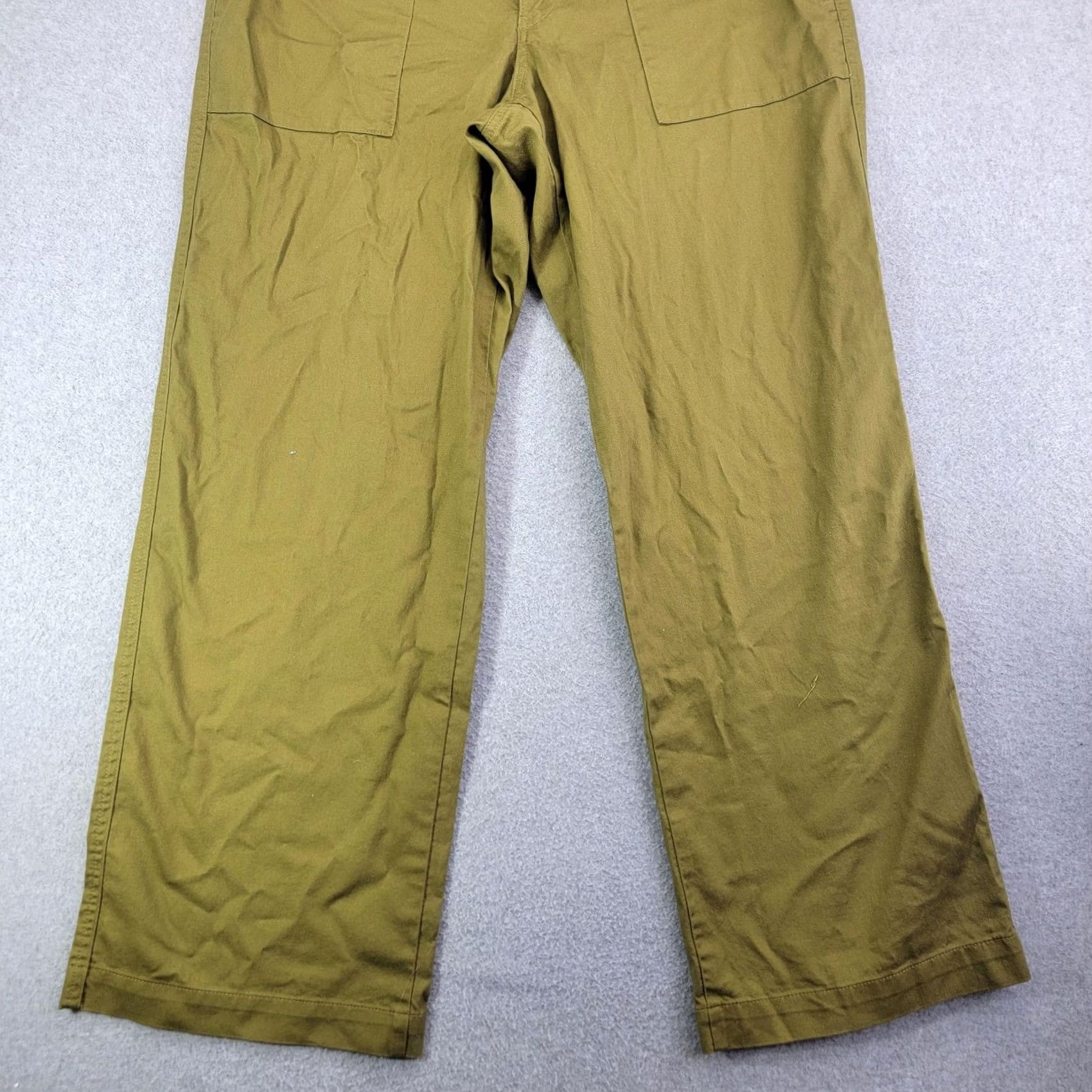 Uniqlo Uniqlo Pants Womens 12 Green Chino Relaxed Fit Cotton Twill Casual Pockets Size 34" / US 12 / IT 48 - 2 Thumbnail