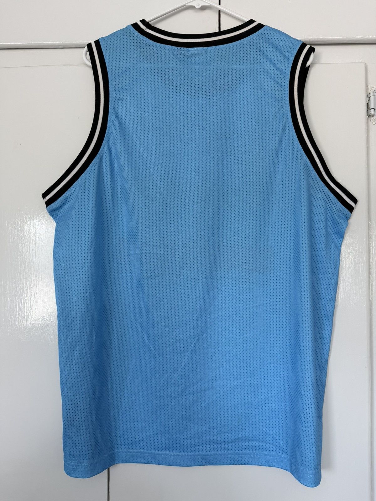 Disney DISNEY TOY STORY PIZZA PLANET PIXAR BASKETBALL JERSEY ALIENS Size US XL / EU 56 / 4 - 2 Thumbnail