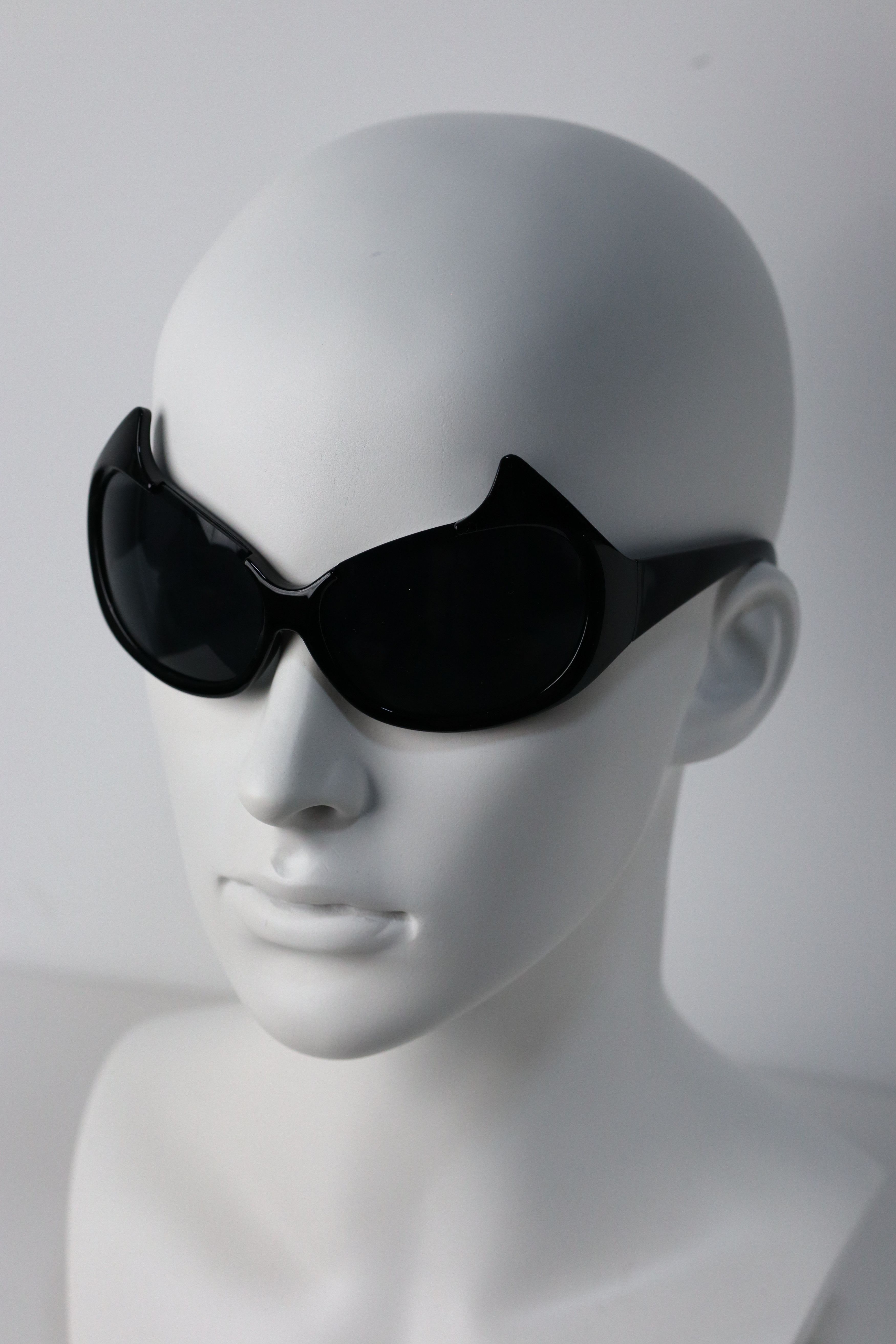 Japanese Brand Y2k Avant Garde Futuristic Little Devil Black Sunglasses OS Size ONE SIZE - 1 Thumbnail