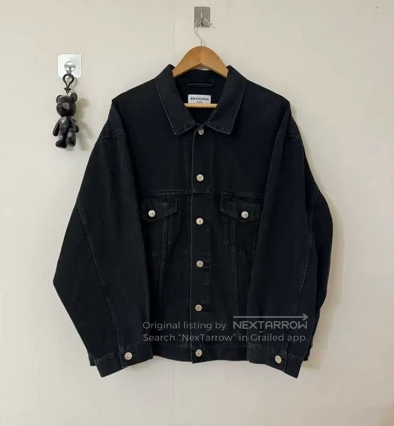Balenciaga Balenciaga Graffiti Denim Jacket Size US S / EU 44-46 / 1 - 1 Thumbnail
