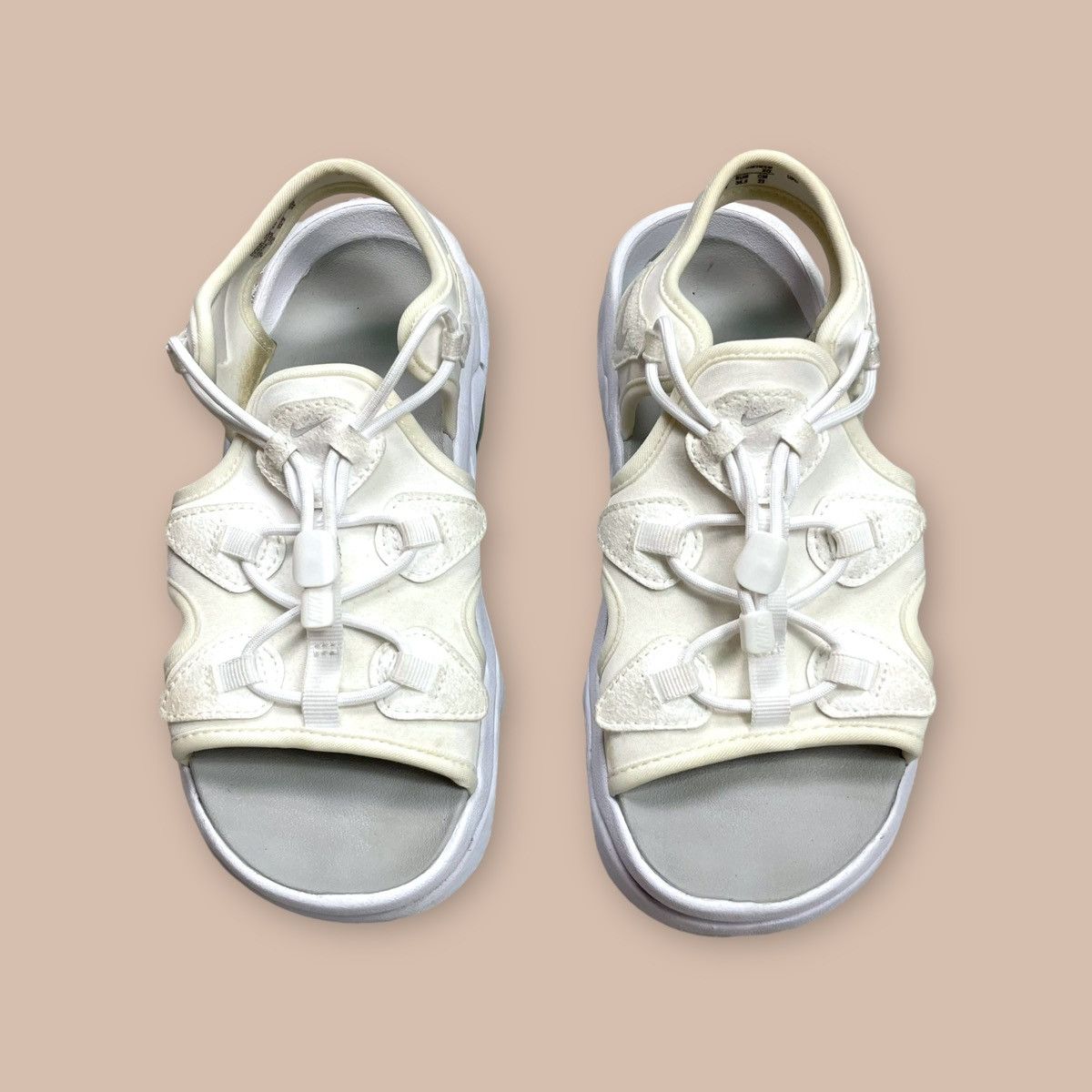 Nike Nike Air Max Koko Sandal Triple White Size US 5 / EU 37 - 8 Thumbnail