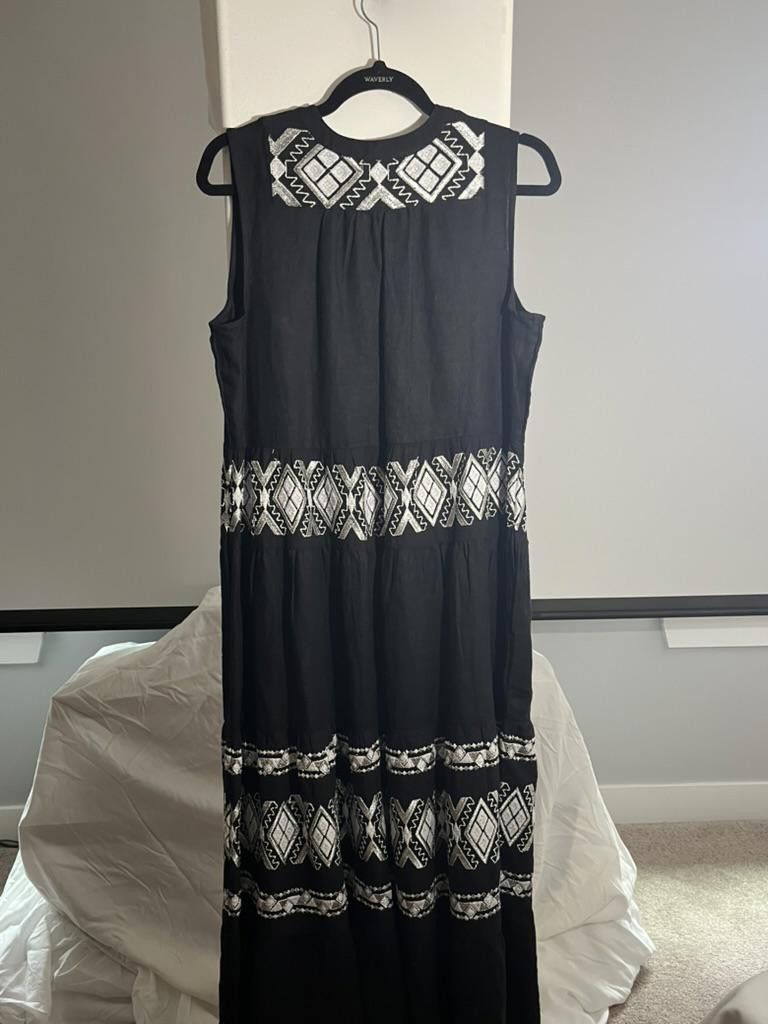 Chicos Chico's Black Maxi Dress with Embroidery Size XS / US 0-2 / IT 36-38 - 4 Thumbnail
