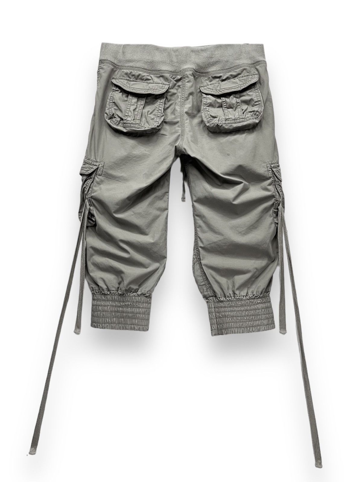 GOA 🔥FYE🔥Vtg GOA Bondage Cargo Military Punk Shorts Size US 29 - 4 Thumbnail