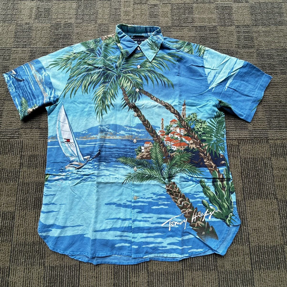Tommy Hilfiger Vintage Tommy Hilfiger Blue Tropical AOP Button-Up Shirt Size US M / EU 48-50 / 2 - 1 Thumbnail