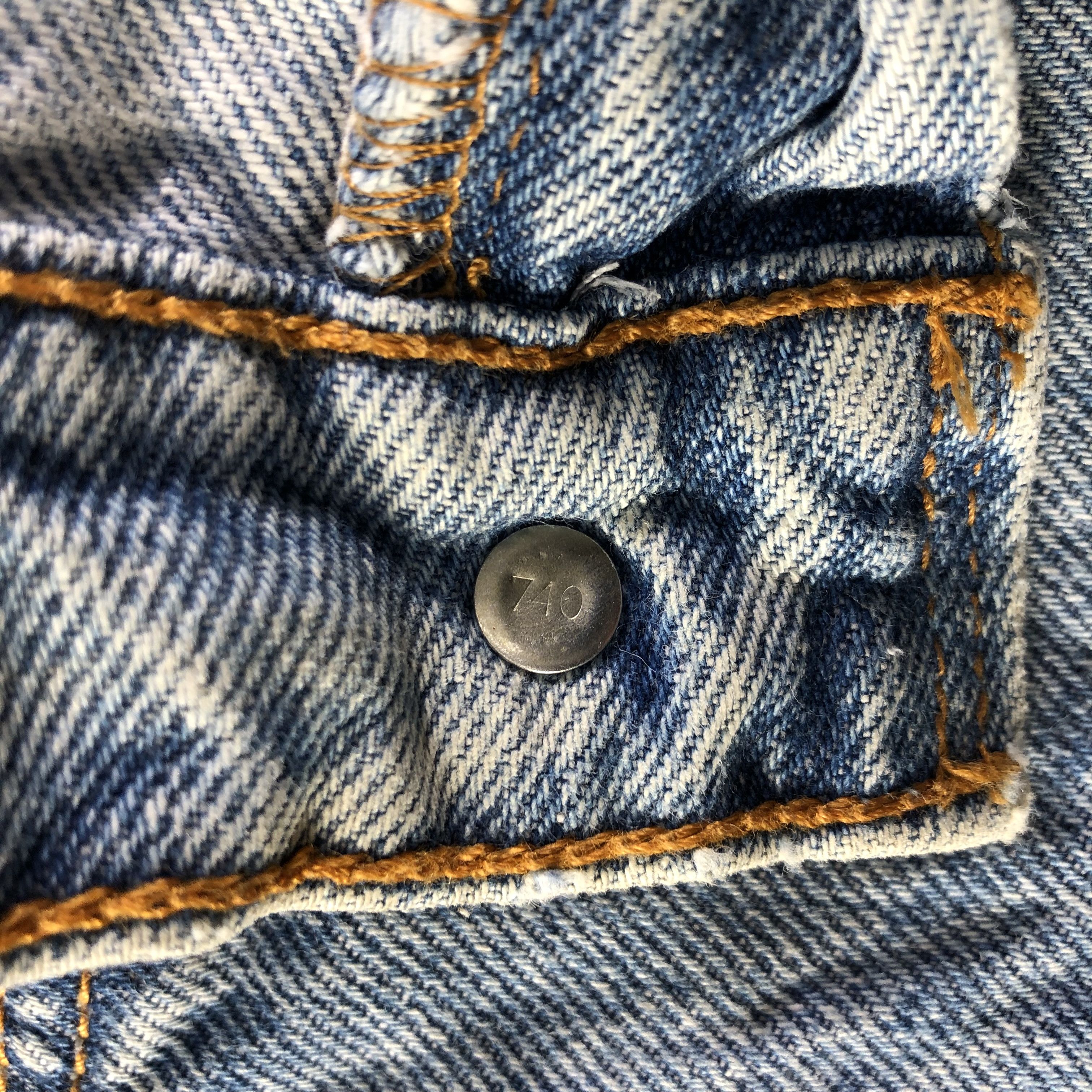 Levi's Vintage Light Wash Levis 505 Jeans-J4533 Size US 29 - 9 Thumbnail