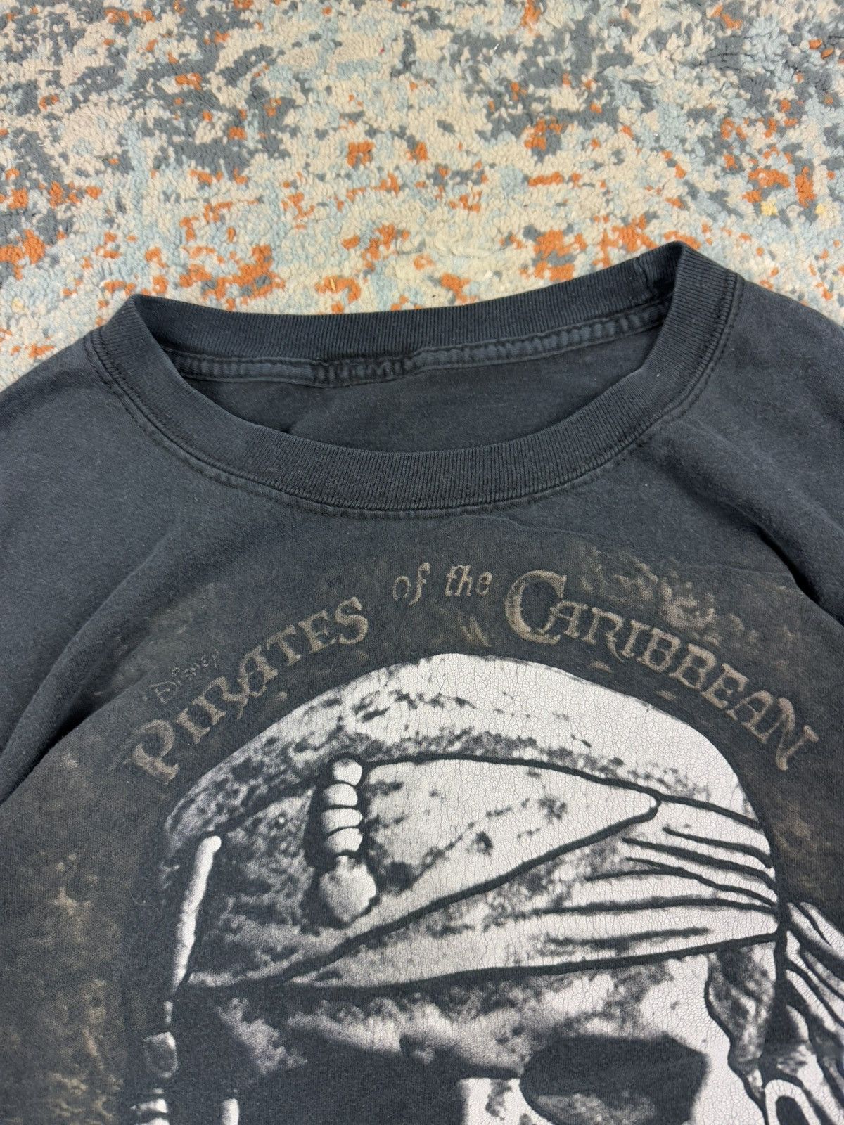 Vintage Vintage 00s Pirates of the Caribbean movie promo graphic tee Size US XL / EU 56 / 4 - 9 Thumbnail