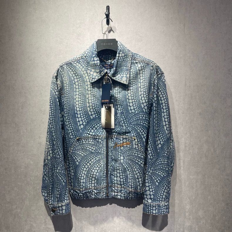 Louis Vuitton LOUIS VUITTON Pumpkin monogrammed embroidered denim jacket Size US S / EU 44-46 / 1 - 1 Thumbnail