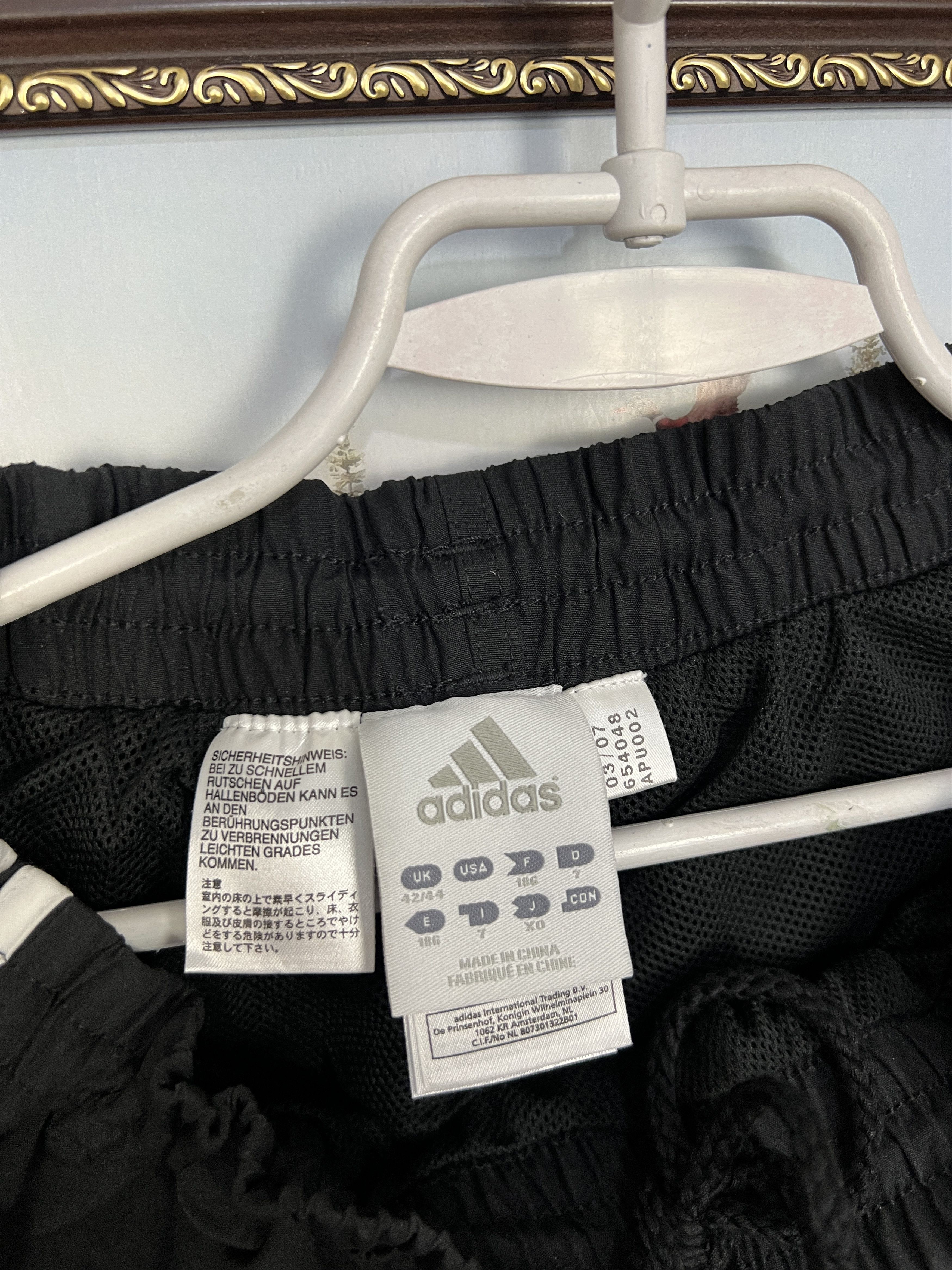Adidas Vintage Liverpool Football Set Soccer Suit Jacket Pants Rare Size US L / EU 52-54 / 3 - 9 Thumbnail