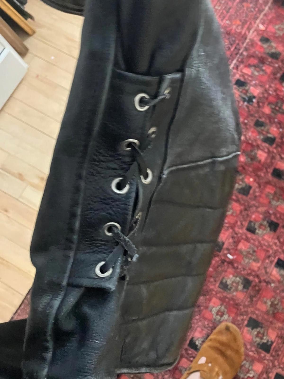 Other Vintage Vanguard Black Leather Motorcycle Jacket Size US L / EU 52-54 / 3 - 4 Thumbnail