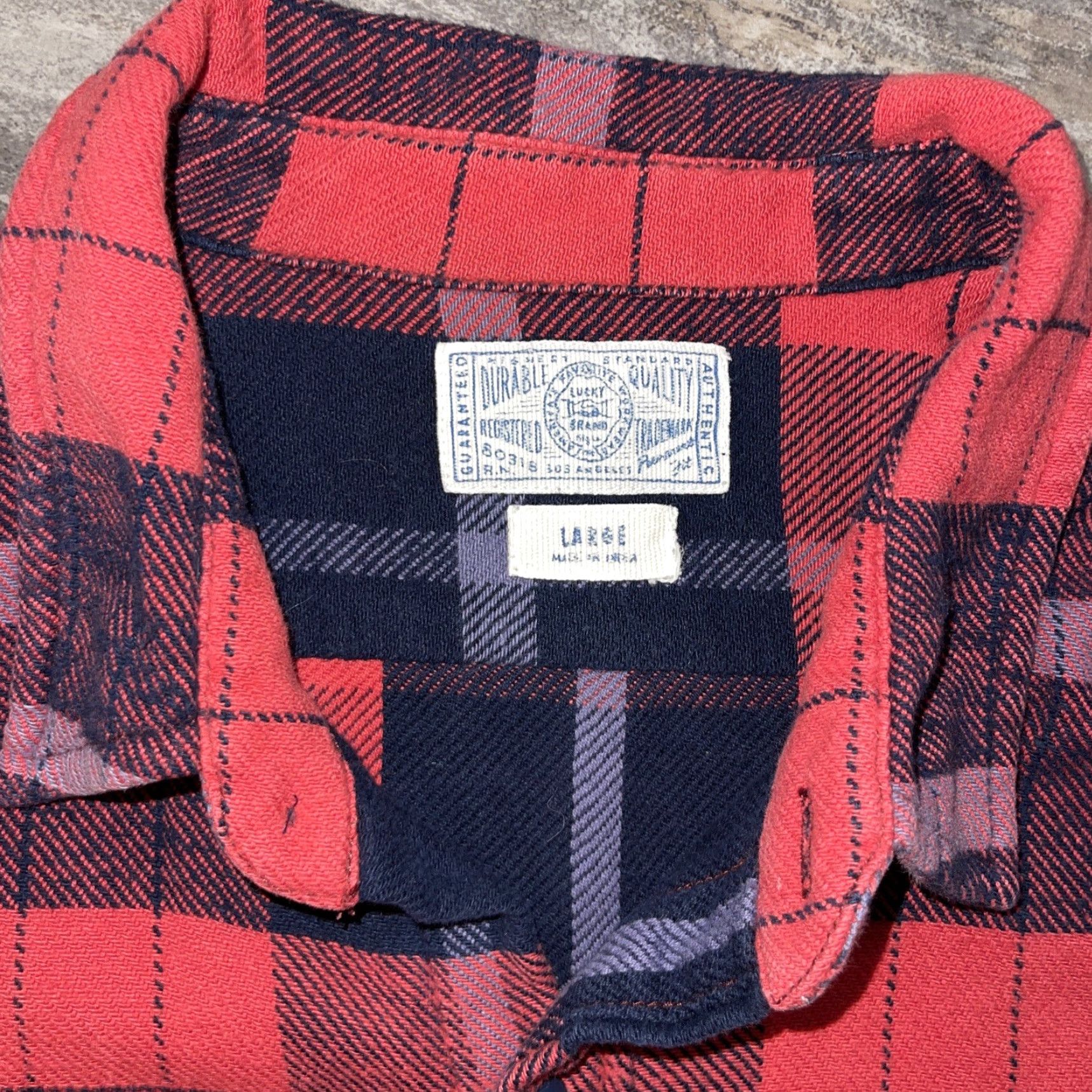 Lucky Brand Lucky Brand Men L Thick Flannel Shirt Red Black Plaid Lumberjack Button Up Shirt Size US L / EU 52-54 / 3 - 4 Thumbnail
