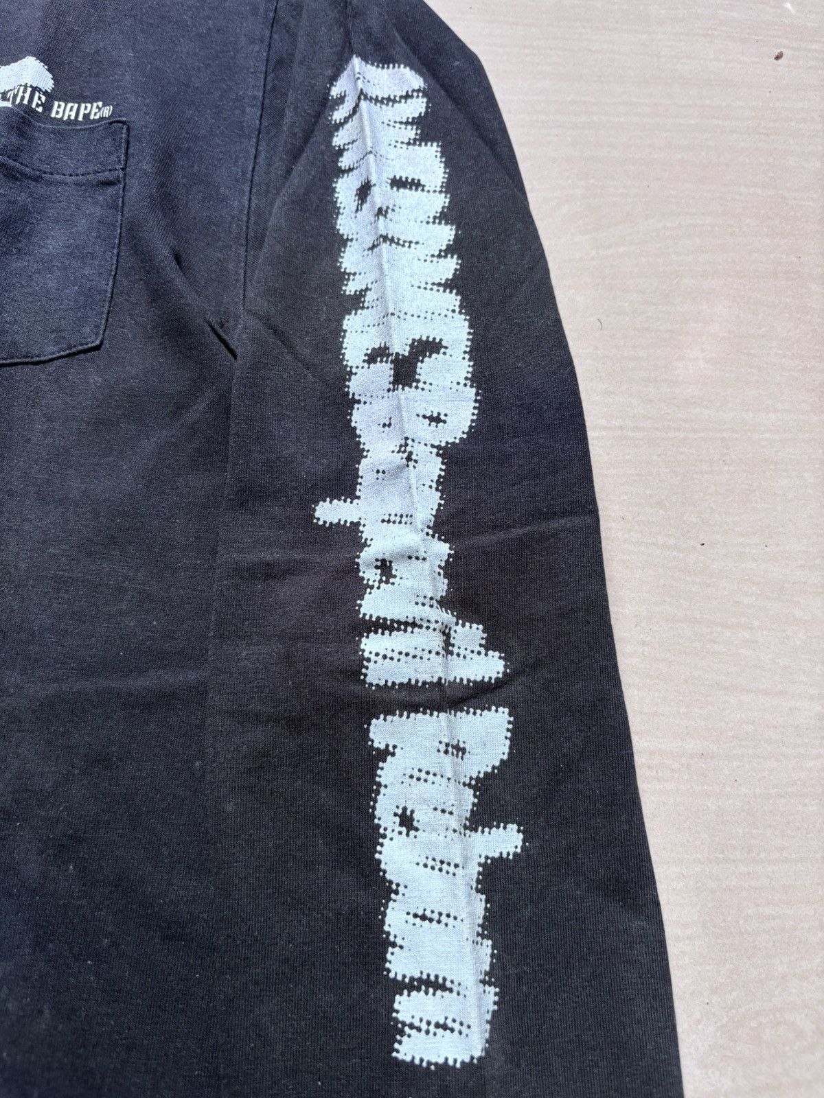 Bape Bape OG2000’S Longsleeve Pocket Tee Size US L / EU 52-54 / 3 - 3 Thumbnail