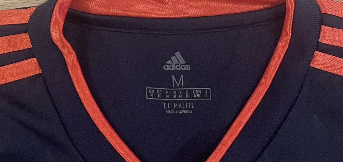 Adidas Adidas 2020/21 Bayern Munich Soccer Jersey Men’s Size Medium Size US M / EU 48-50 / 2 - 3 Thumbnail