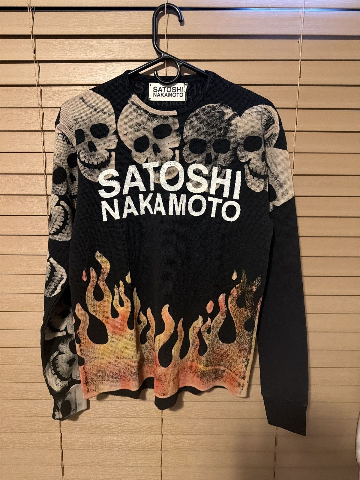 Satoshi Nakamoto Satoshi Nakamoto “Lost Boys” Thermal size Medium Size US M / EU 48-50 / 2 - 1 Thumbnail