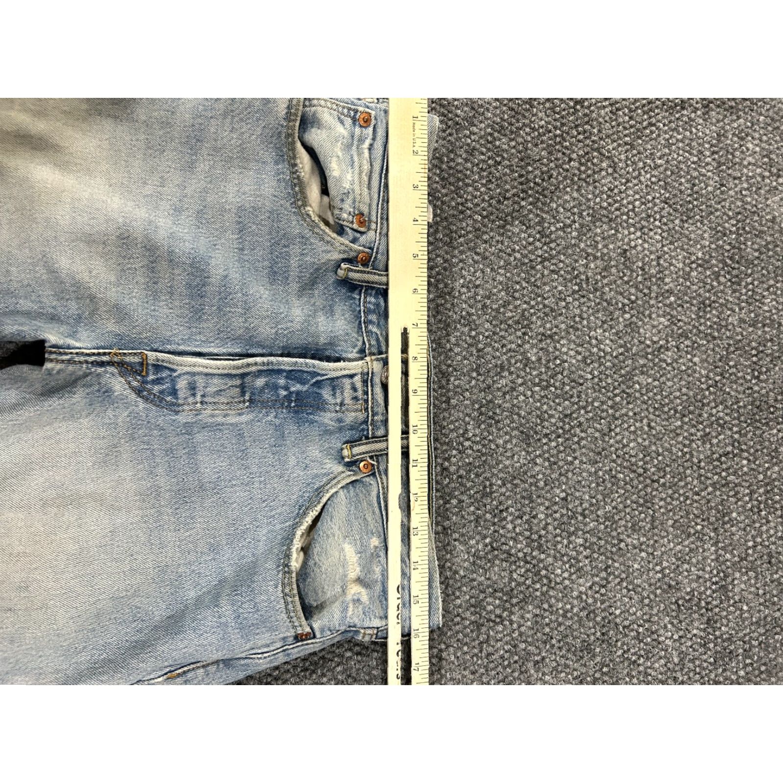 Levi's Levi's 501 Jeans Mens 34x32 Blue Button Fly Med Wash Denim Pants Regular Fit Straight Pockets 5-Pocket Design Size US 34 / EU 50 - 5 Thumbnail