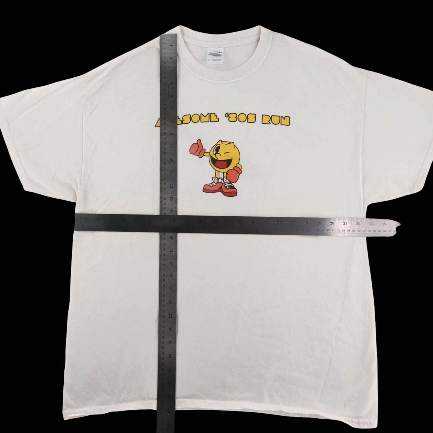 Gildan VINTAGE Pac Man Awesome 80s Run TShirt XL White Gildan Shirt Mens 80s Retro American Size US XL / EU 56 / 4 - 2 Thumbnail