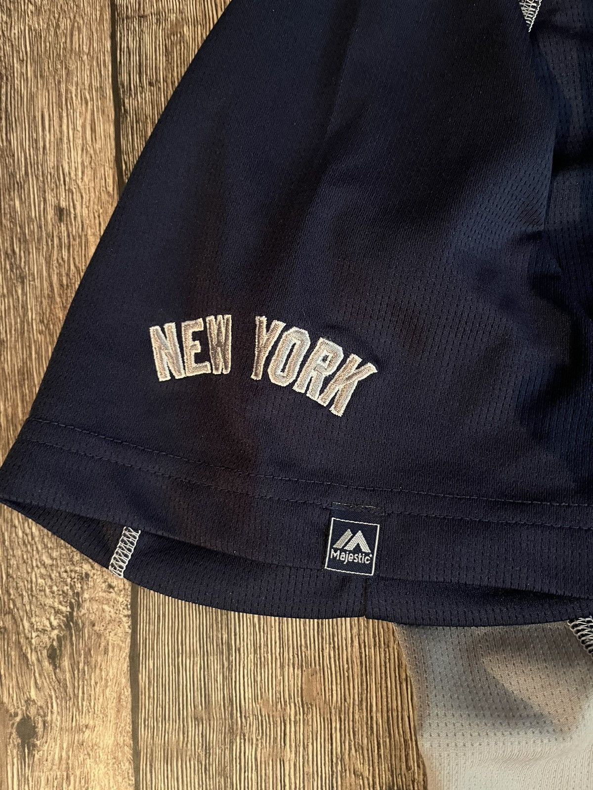 Majestic Vintage New York Yankees Majestic Big Logo T-shirt Jersey Size US L / EU 52-54 / 3 - 7 Thumbnail