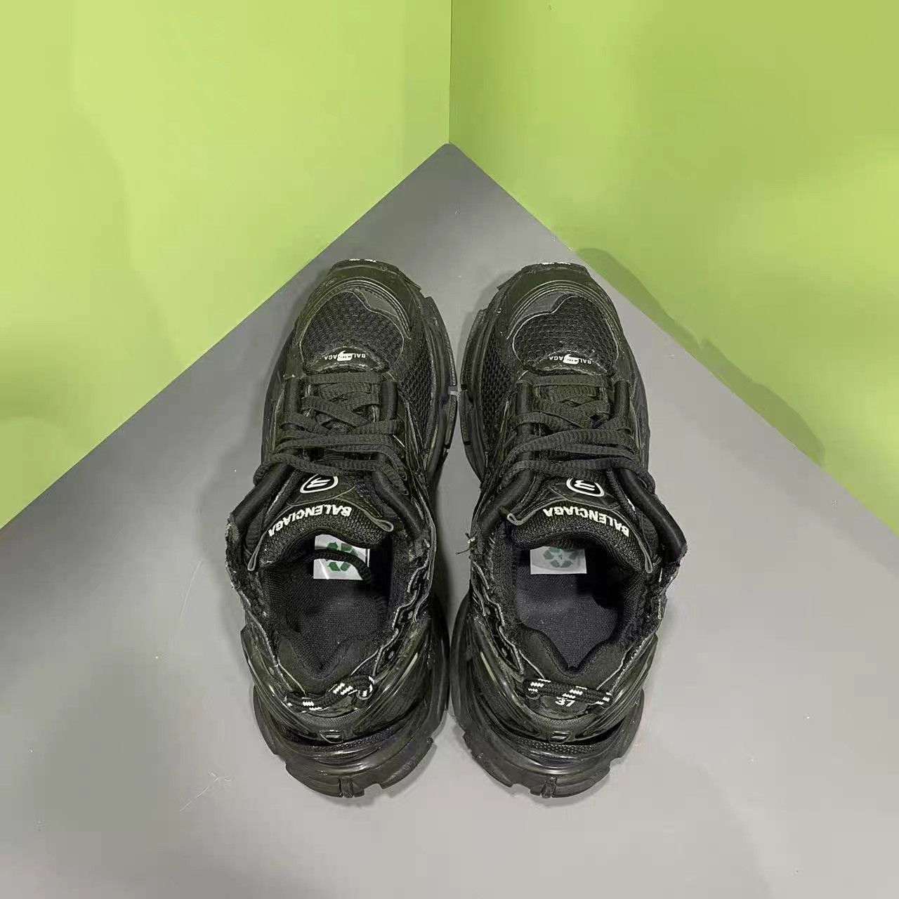 Balenciaga Balenciaga Runner Sneakers K15 Size US 7 / IT 37 - 7 Thumbnail