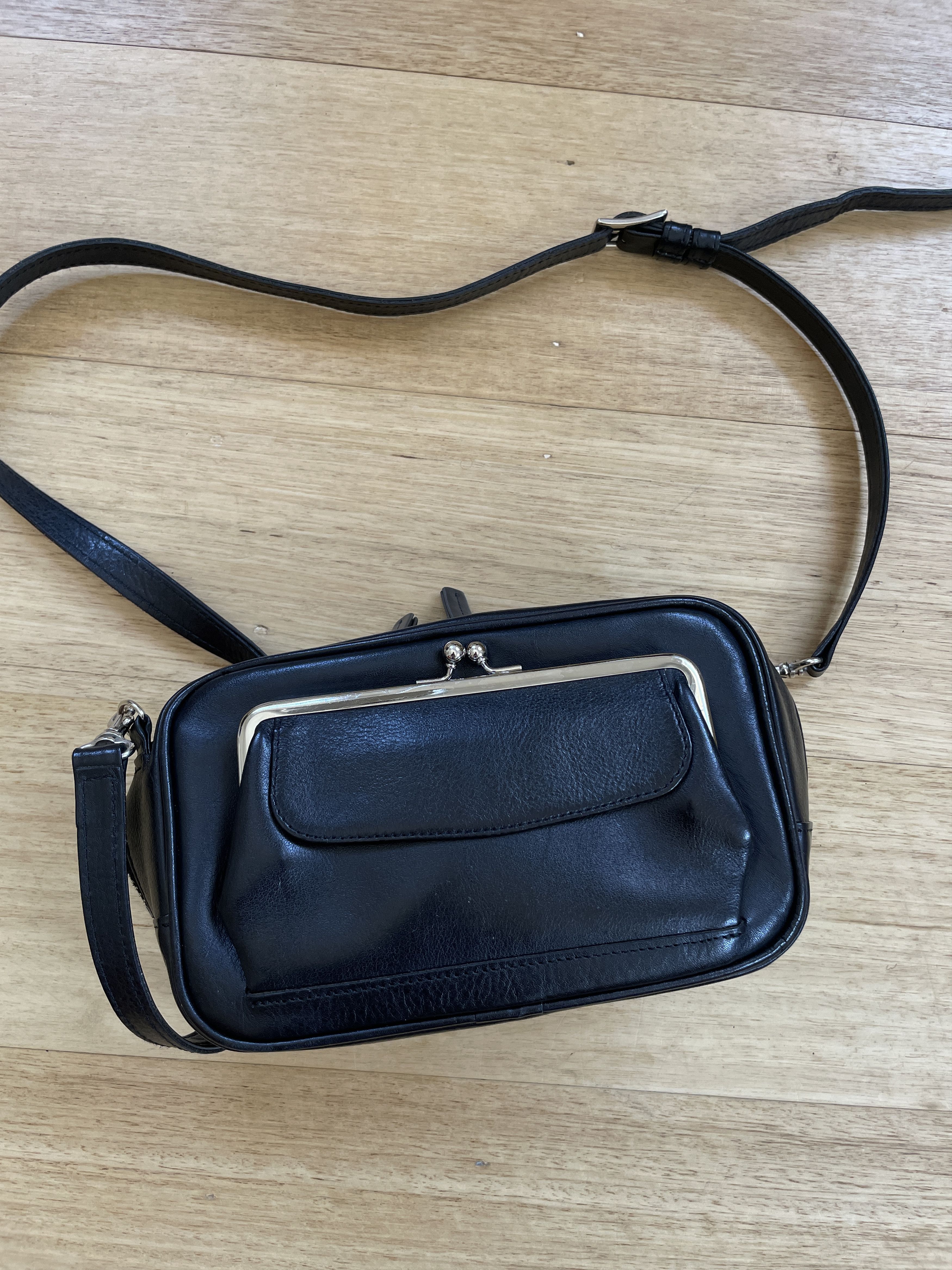 Y's Y’s Kiss Lock Leather Bag Size ONE SIZE - 1 Thumbnail