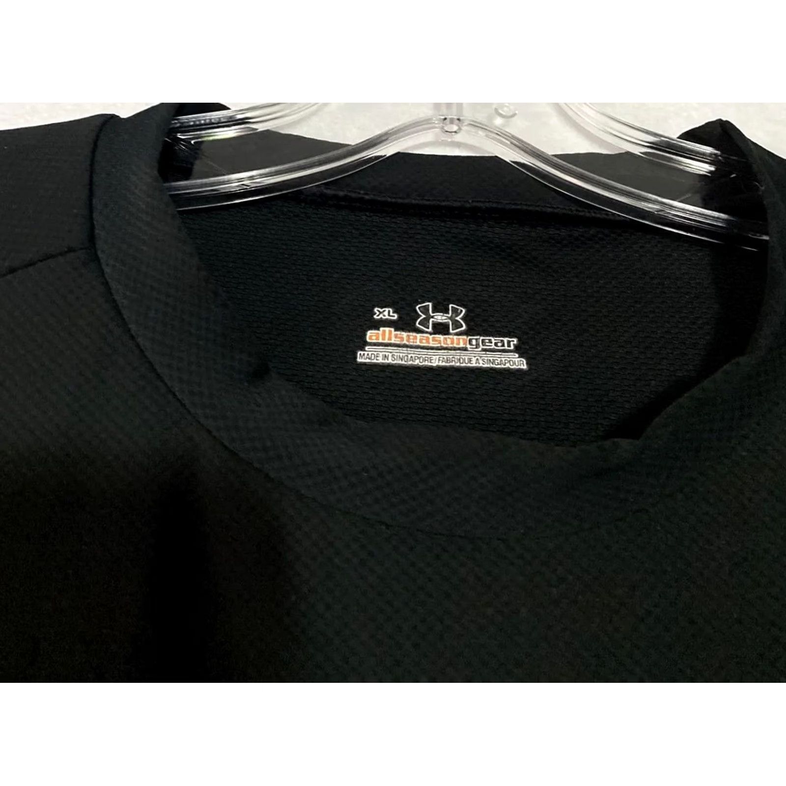 Under Armour Under Armour Shirt Men's XL Black Stretch Long Sleeve Logo Graphic Print Regular Fit Lightweight T-Shirt 27-11 Muscle Athletic Mexico Size US XL / EU 56 / 4 - 3 Thumbnail