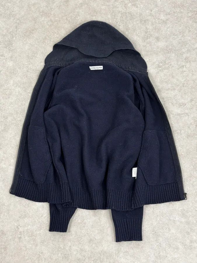 Stone Island 2000s Stone Island Navy Hooded Zip-Up Sweater Size US M / EU 48-50 / 2 - 8 Thumbnail