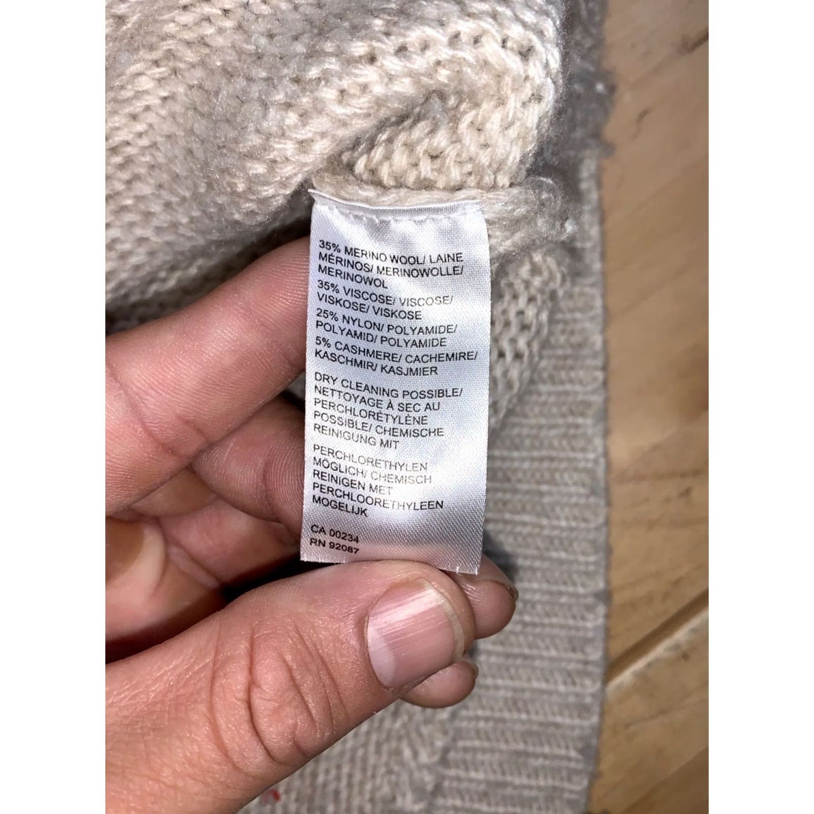 Saks Fifth Avenue Saks Fifth Avenue Wool Cashmere Blend Sweater Women L Beige Casual Oversize 13203 Size L / US 10 / IT 46 - 3 Thumbnail