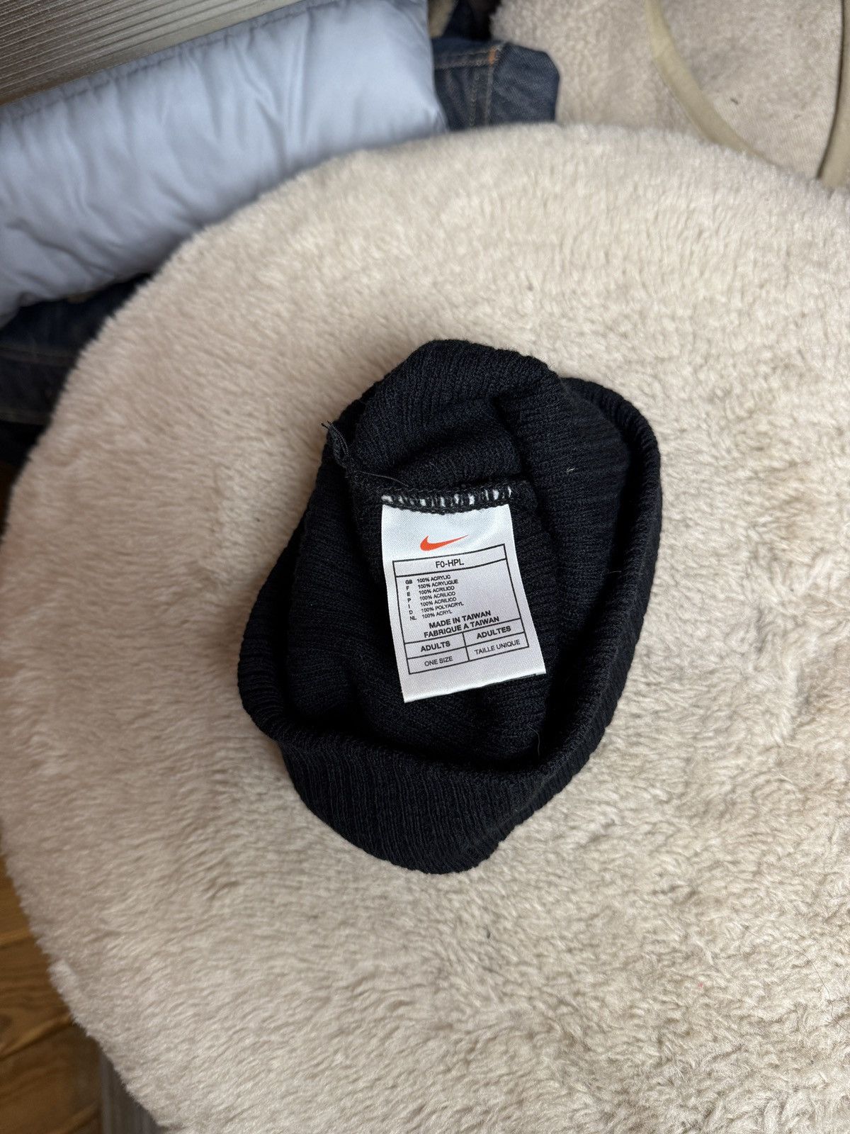 Nike Nike Vintage Y2K Beanie Hat Size ONE SIZE - 4 Thumbnail
