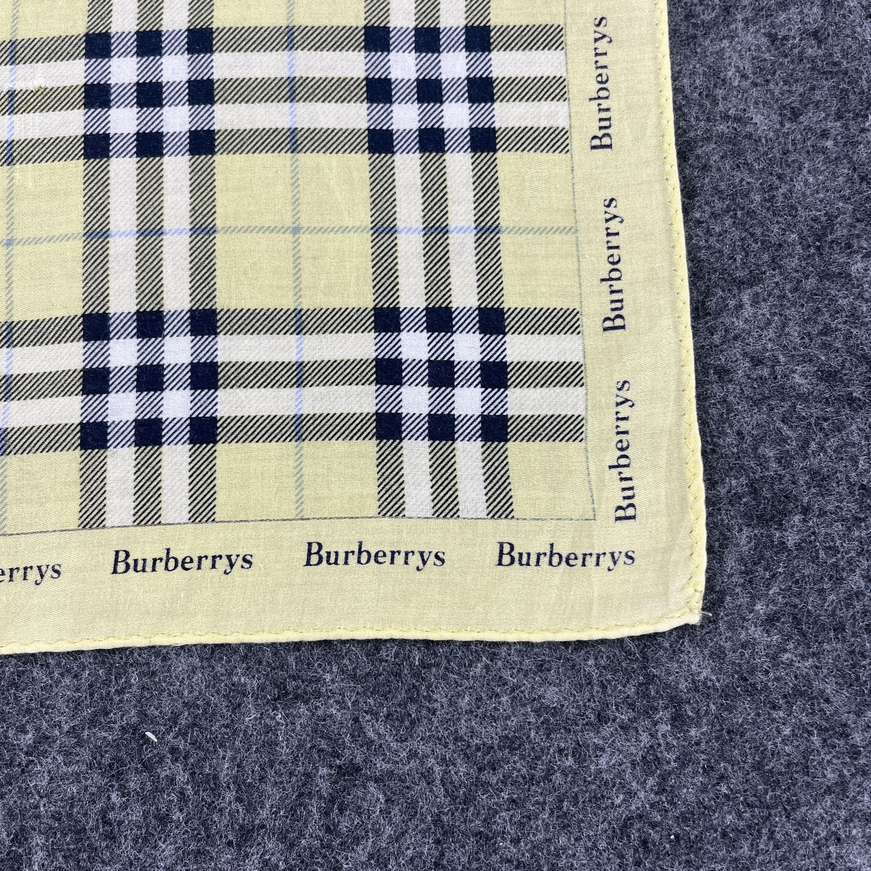 Burberry × Vintage Burberry Handkerchief / Bandana / Neckerchief B461 Size ONE SIZE - 3 Thumbnail