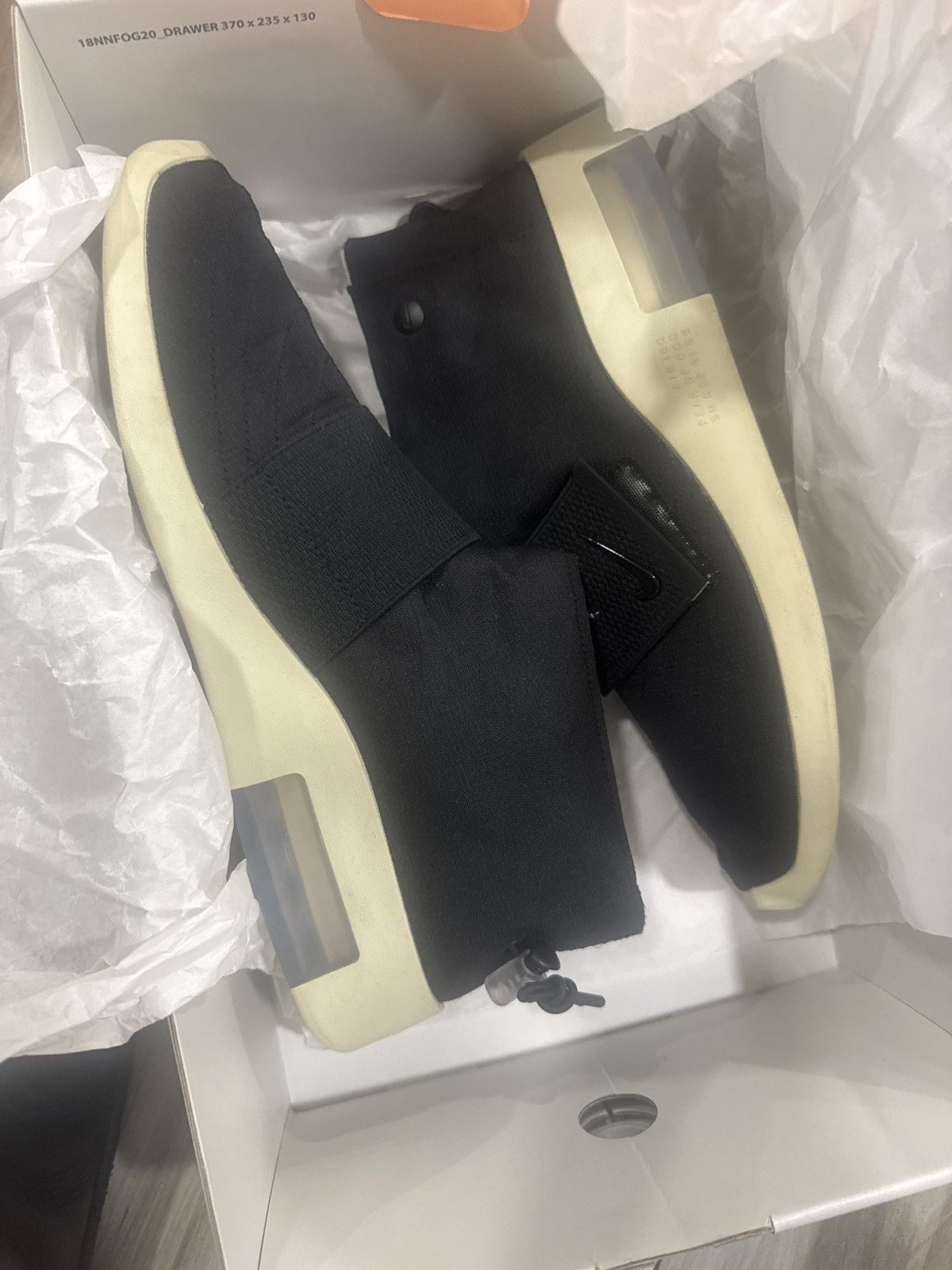 Fear of God × Nike nike air fear of god moc Size US 11 / EU 44 - 6 Thumbnail