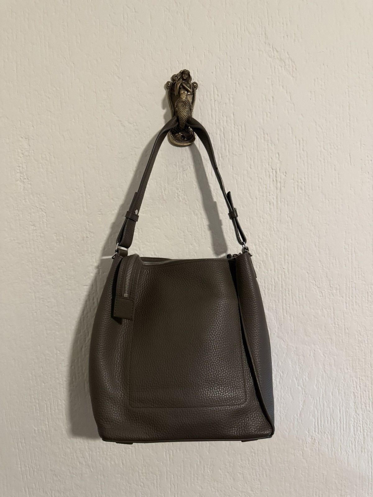 Allsaints Allsaints pebbled leather tote bucket bag Size ONE SIZE - 1 Thumbnail