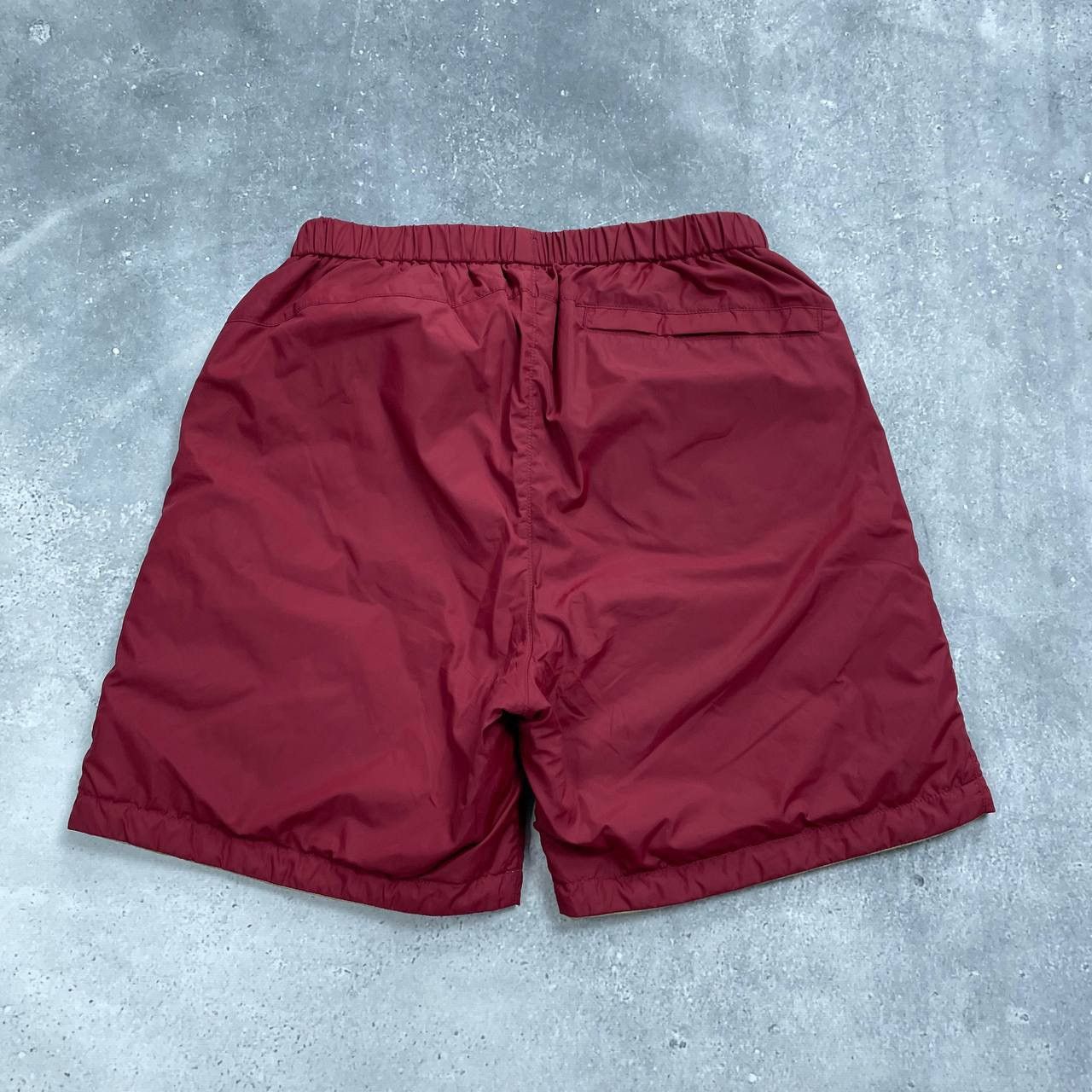 Japanese Brand × Montbell Montbell Reversible Thermawrap Shorts Women's Red/ Gold Size 26" / US 2 / IT 38 - 4 Thumbnail