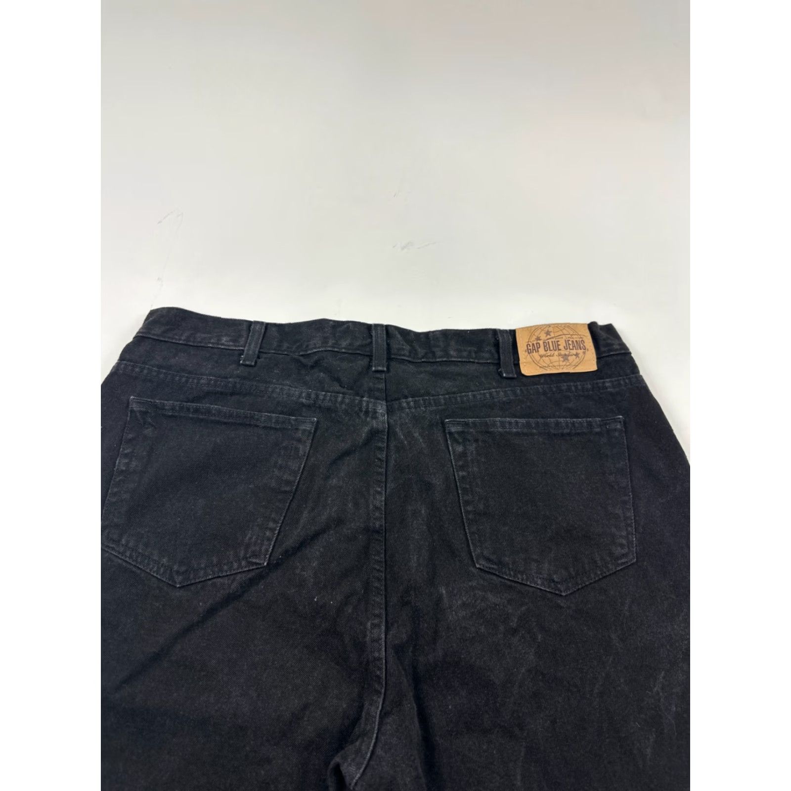 Gap VINTAGE Gap Shorts Men 42 Black Denim Pockets Dark Easy Fit Flat Front Jorts 5-Pocket Design High Rise Chino Casual Mens Black 90s Outdoor Summer Size US 42 / EU 58 - 7 Thumbnail