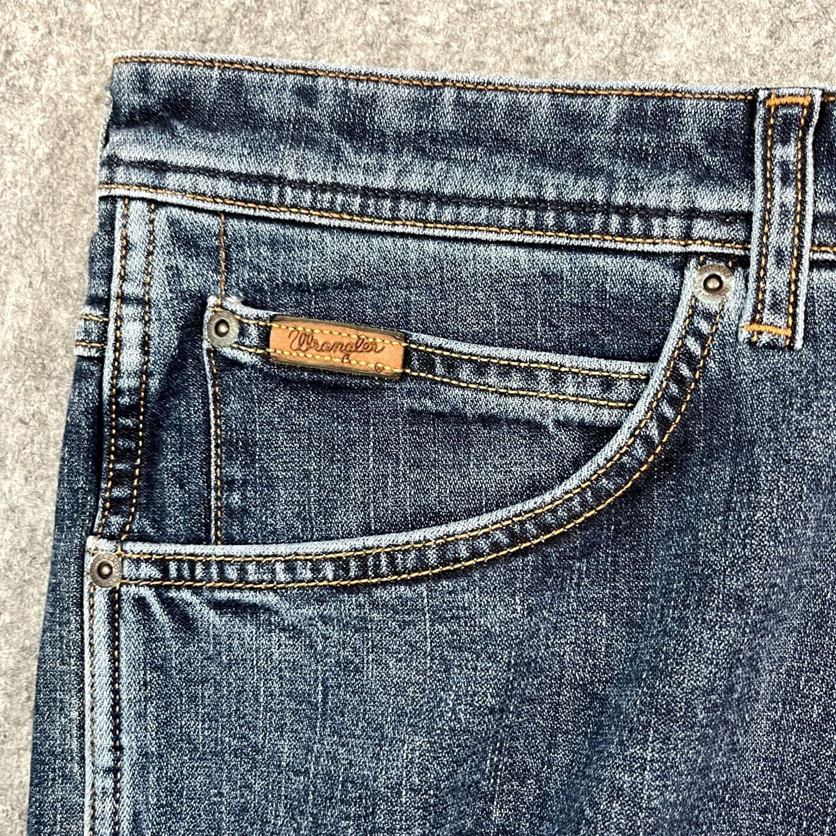 Wrangler VINTAGE Wrangler Arizona Stretch Jeans Straight 40 34 Dark Blue Denim Zip Fly 5-Pocket Mens Jeans Womens? Size US 40 / EU 56 - 7 Thumbnail