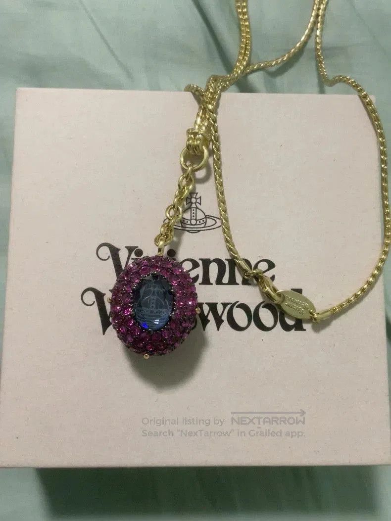 Vintage Vivienne Westwood Runway Necklace .