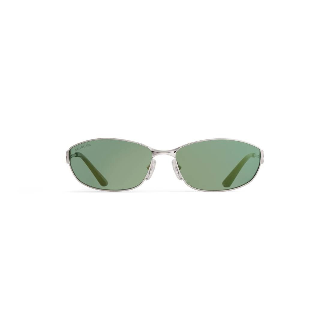 o1srvl11e1025 Size: OS / Mercury Oval Sunglasses in Silver