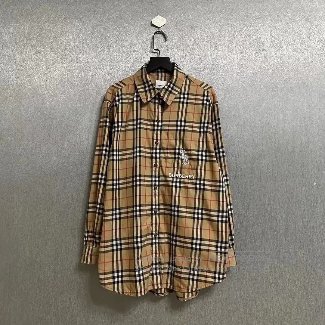 Burberry burberry embroidered shirt size uk8. Size S / US 4 / IT 40 - 1 Thumbnail