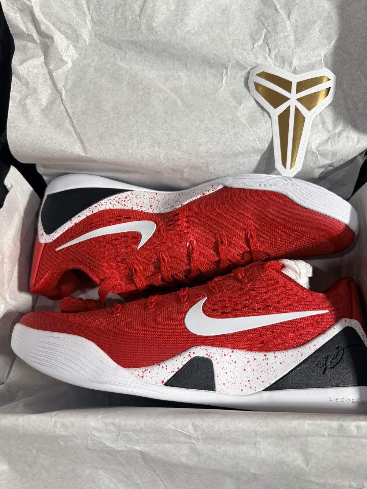 Nike Nike Kobe IX Elite Low EM Protro University Red White 10.5 Size US 10.5 / EU 43-44 - 1 Thumbnail
