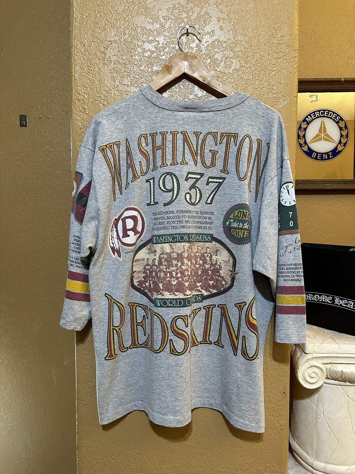 NFL × Vintage Vintage 1992 Washington Redskins All Over Print NFL T Shirt Size US XL / EU 56 / 4 - 2 Thumbnail