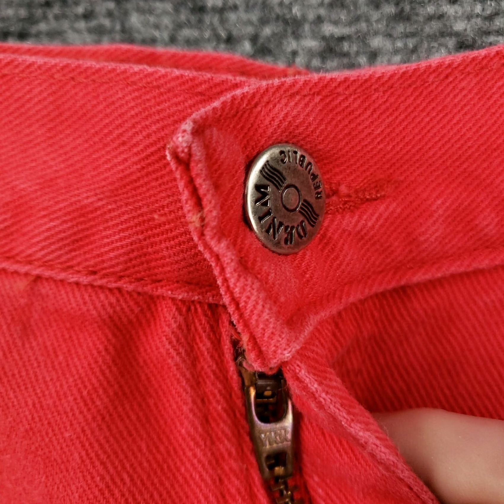 New Republic Denim Republic Shorts Womens 3 Red Mom Hi Rise Flat Front Medium Wash Zip Fly Size 26" / US 2 / IT 38 - 6 Thumbnail