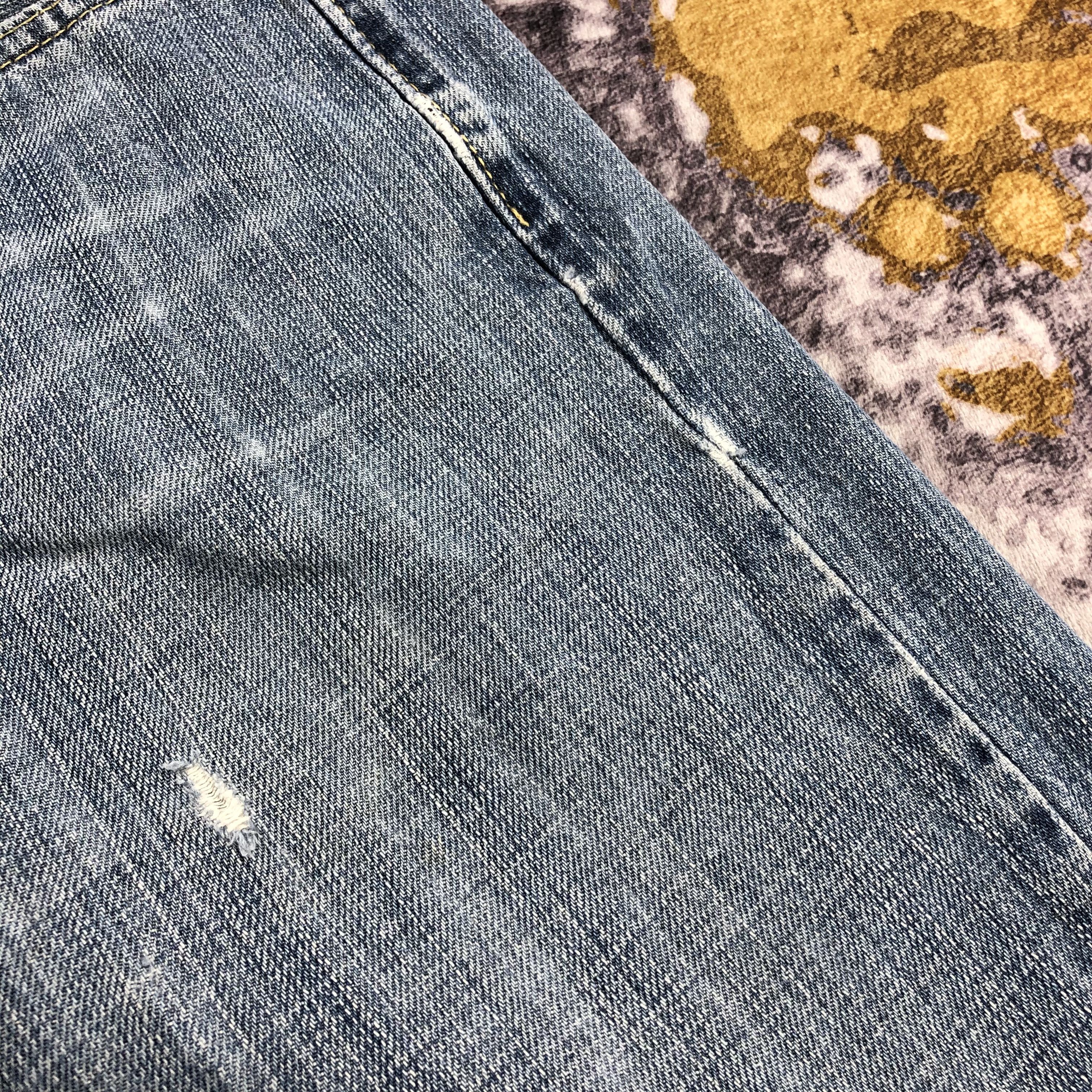 Levi's × Vintage Vintage Blue Wash Levis 559 Jeans-JM2491 Size US 35 - 14 Thumbnail