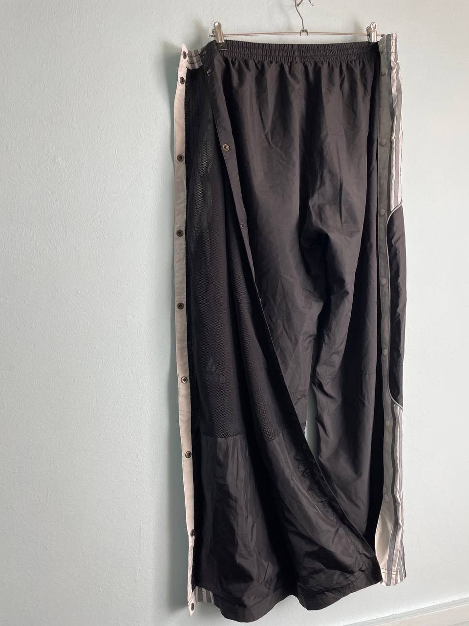 Adidas × Vintage Vintage Adidas Pants Baggy Sweatpants Balcenciaga Style Size US 34 / EU 50 - 4 Thumbnail