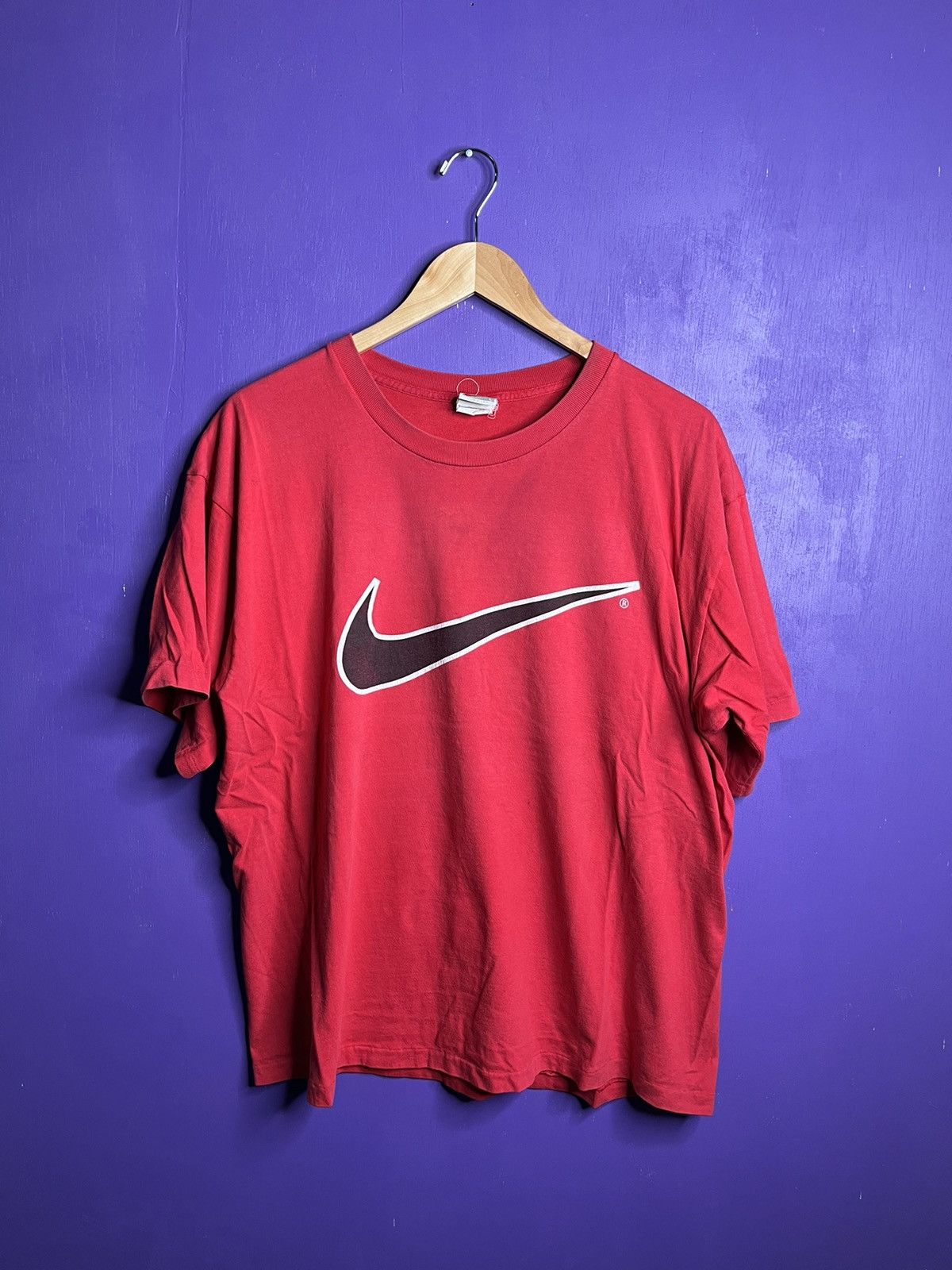 Nike × Vintage Vintage 90s Nike big swoosh faded t-shirt Size US L / EU 52-54 / 3 - 1 Thumbnail