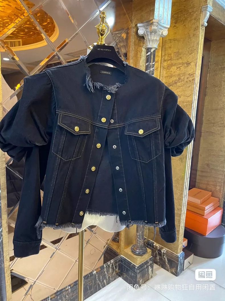Versace Versace Court three-dimensional puff sleeve denim jacket Size M / US 6-8 / IT 42-44 - 7 Thumbnail
